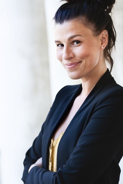 Schauspielerin Tanja Hirner verwendet die Seidenhaar Berlin Gesichtspflege